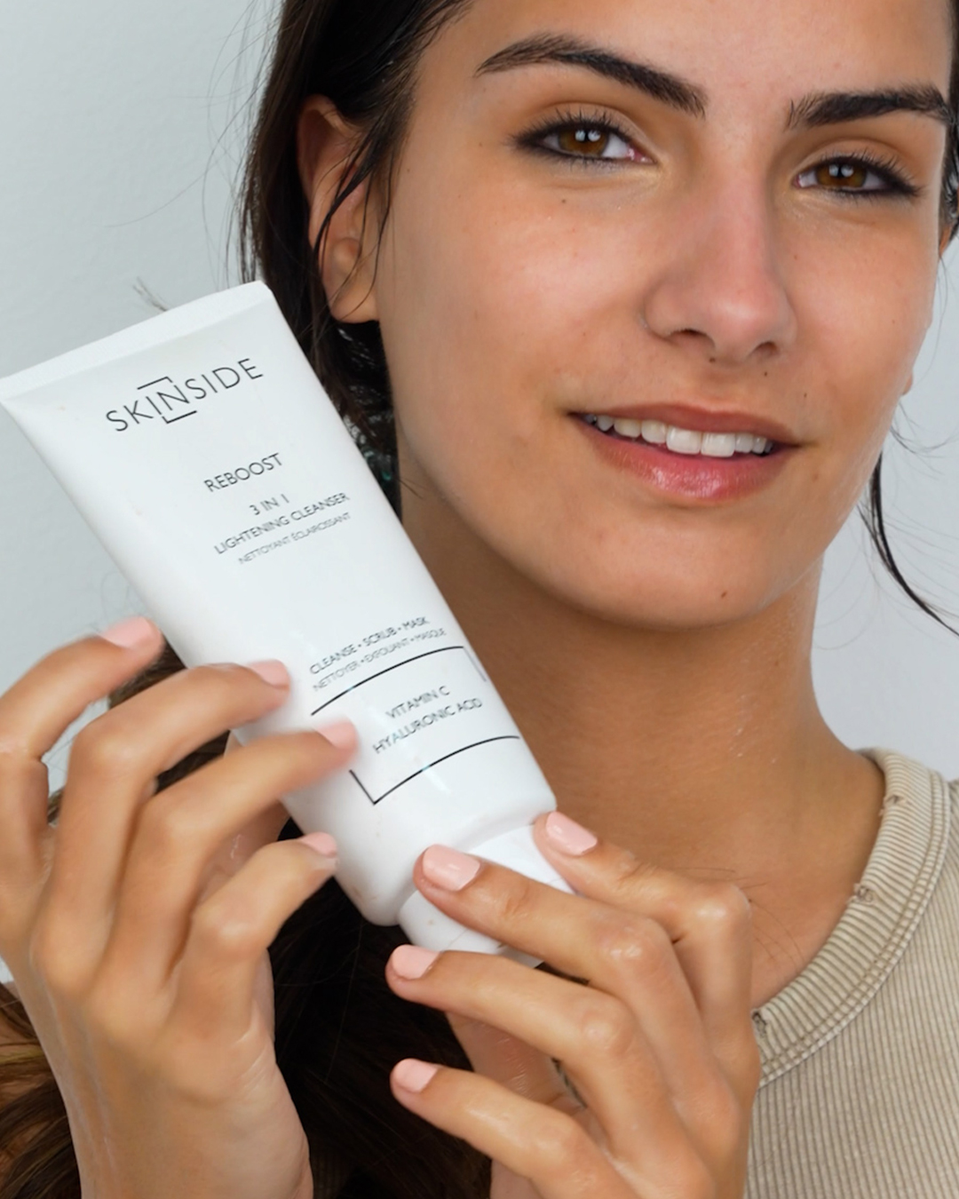 510350856_672389352492255_754028614710444260_n سكين سايد غسول (3X1) 150 مل