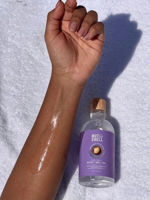 زيت جل للجسم بالمكاديميا و ماء الورد 2